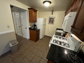 73 Bryant St, Unit Apt 2 in Buffalo, NY - Building Photo - Building Photo