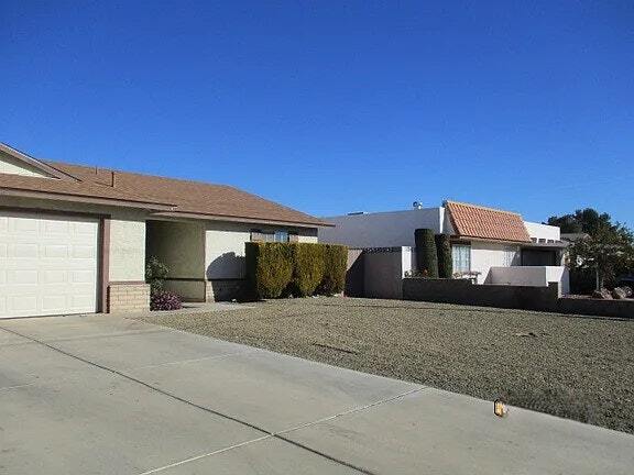 5030 E Hacienda Ave in Las Vegas, NV - Building Photo - Building Photo