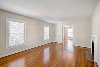 1741 Wroxton in Houston, TX - Building Photo - Building Photo