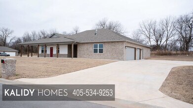 307 Kirks Holw in Jones, OK - Building Photo - Building Photo
