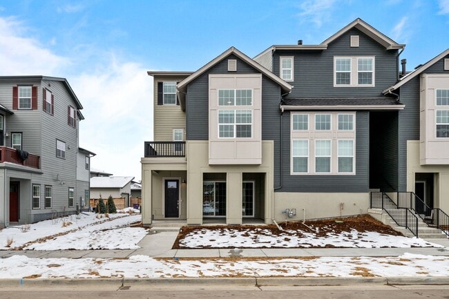 6333 N Elmira St in Denver, CO - Building Photo - Building Photo