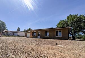 710 Suncrest Ln in Taylor, AZ - Foto de edificio - Building Photo