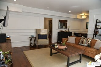 642 Pacific St-Unit -2 in Santa Monica, CA - Foto de edificio - Building Photo