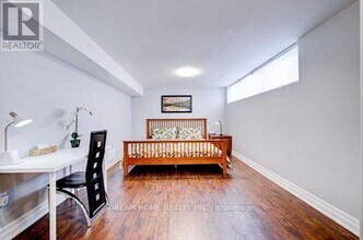 28 Earlton Rd in Toronto, ON - Building Photo - Building Photo