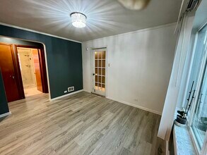 3622 W 79th Pl, Unit 1st Floor ONLY - NO BSMT in Chicago, IL - Building Photo - Building Photo