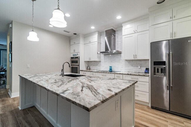 4528 Chinkapin Dr in Sarasota, FL - Building Photo - Building Photo