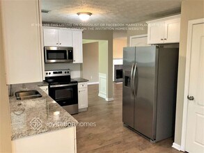 6866 Smoke Ridge Dr in College Park, GA - Building Photo - Building Photo