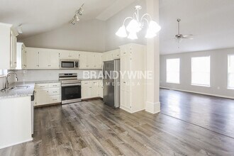 615 Patrick Dr in Excelsior Springs, MO - Building Photo - Building Photo