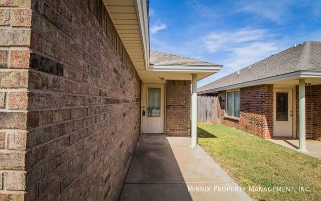 property at 515 N Clinton Ave