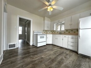 2707 Forest Ave in Two Rivers, WI - Building Photo - Building Photo