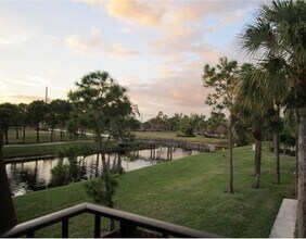 145 Heritage Way in West Palm Beach, FL - Building Photo - Building Photo