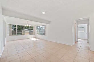 7701 NW 15th Ct in Pembroke Pines, FL - Building Photo - Building Photo