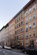 923 Willow Ave in Hoboken, NJ - Building Photo - Building Photo