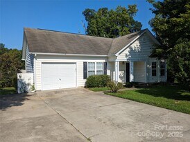 111 Sterling Terrace Dr in Mooresville, NC - Building Photo