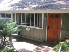 909 US-9W in Nyack, NY - Building Photo - Building Photo