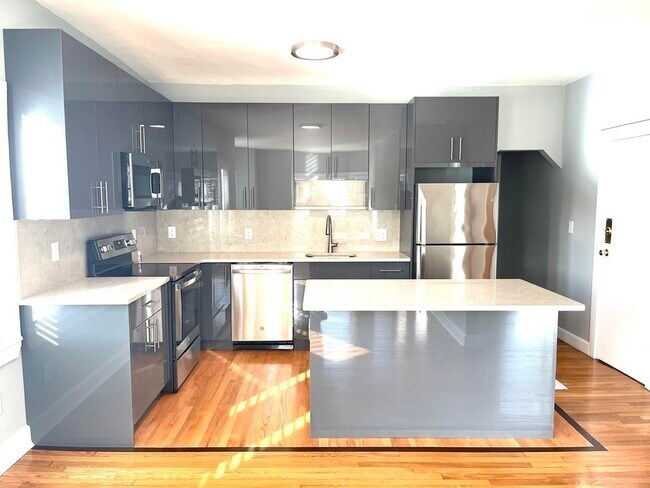 property at 3 Englewood Ave