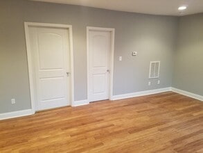 2740 1st Ave in Huntington, WV - Building Photo - Building Photo