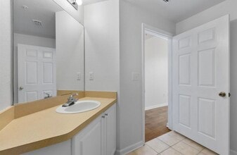 405 S Villa San Marco Dr, Unit 303 in St. Augustine, FL - Foto de edificio - Building Photo