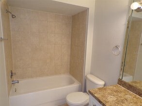 4518 Commander Dr in Orlando, FL - Building Photo - Building Photo