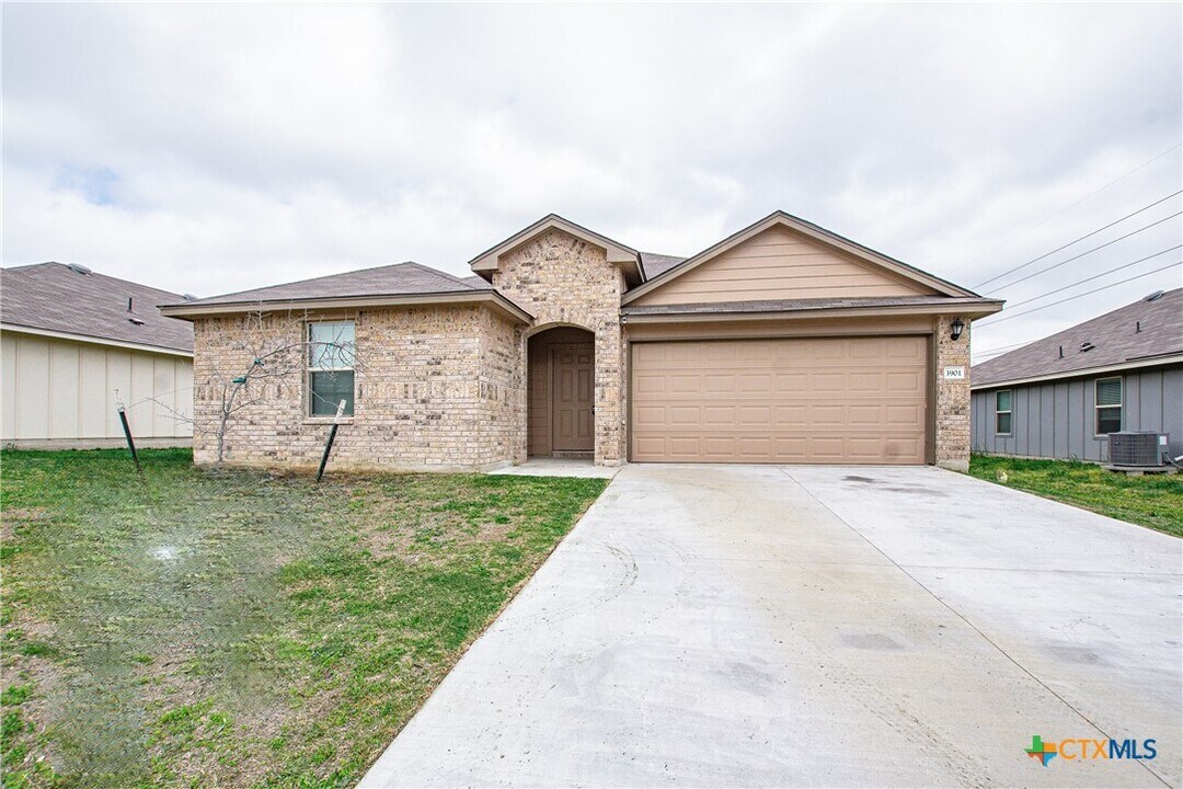 3901 Malmaison Road in Killeen, TX - Building Photo