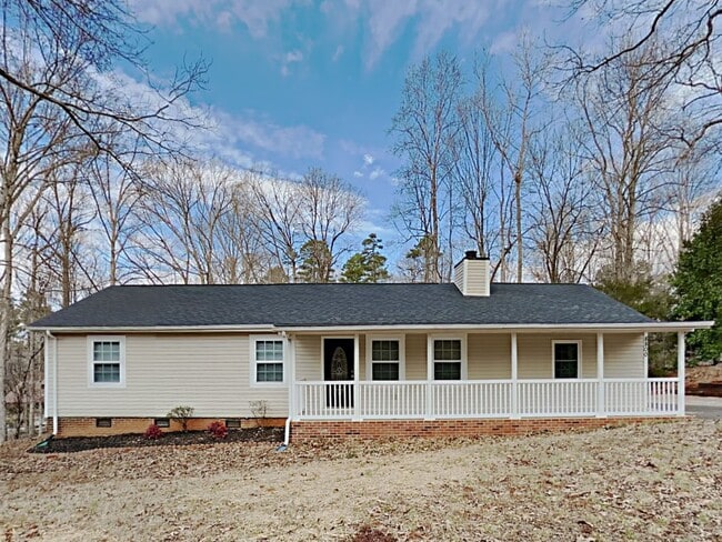 property at 8800 Vagabond Rd