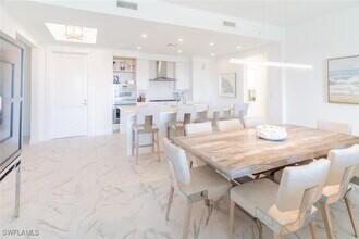 1125 Central Ave in Naples, FL - Building Photo - Building Photo