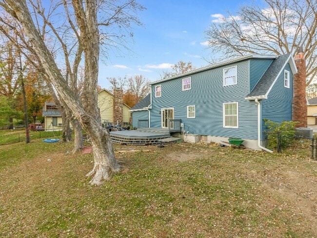 4816 Mockingbird Ln in St. Joseph, MO - Building Photo - Building Photo