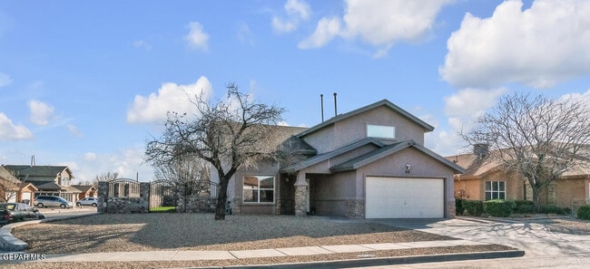 property at 816 Dakota River Ave
