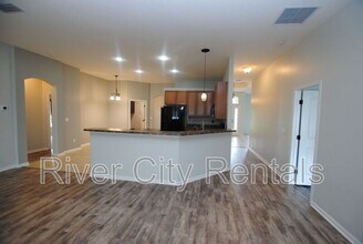 599 Chestwood Chase Dr in Orange Park, FL - Foto de edificio - Building Photo