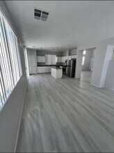 9575 Windborne Ave in Las Vegas, NV - Building Photo - Building Photo