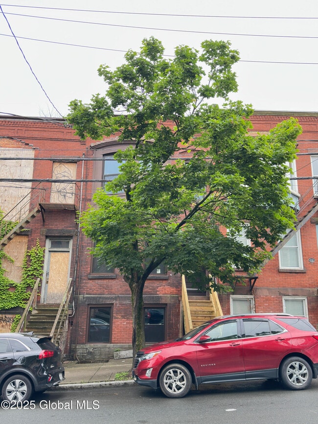 154 Lark St in Albany, NY - Building Photo - Building Photo