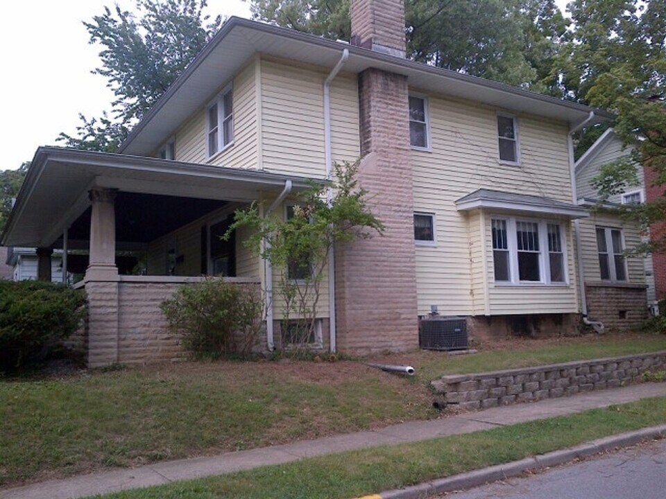 625 S Fess Ave in Bloomington, IN - Building Photo