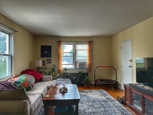 181 Fox St in Bridgeport, CT - Building Photo - Building Photo