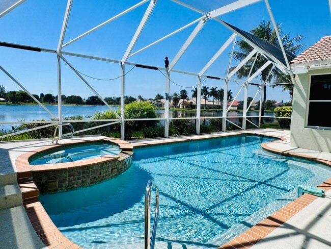 9360 Cove Point Cir in Boynton Beach, FL - Building Photo - Building Photo