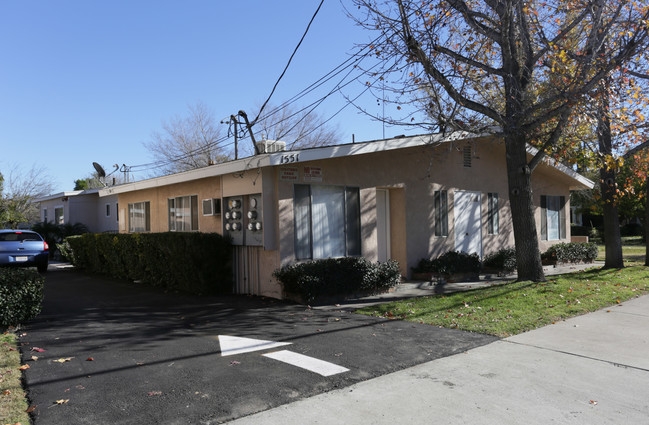 1551 N Arrowhead Ave in San Bernardino, CA - Building Photo - Building Photo