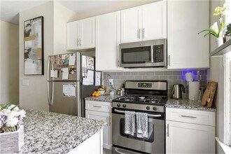 822 Elbert St SW in Atlanta, GA - Foto de edificio - Building Photo