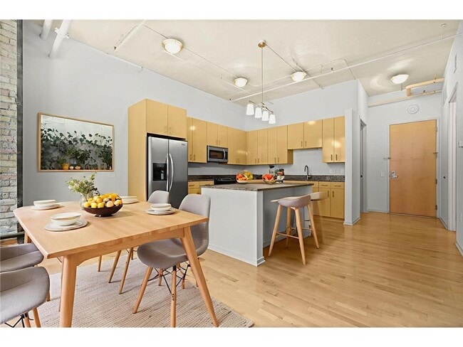 290 Market St in Minneapolis, MN - Building Photo - Building Photo