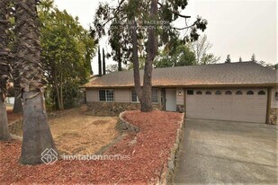 13633 Fair Oaks Blvd in Citrus Heights, CA - Building Photo