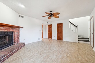 4010 Sand Wedge Cir in Kennesaw, GA - Building Photo - Building Photo