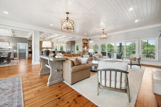 297 Ocean Green Dr in Georgetown, SC - Building Photo - Building Photo