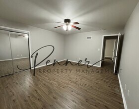 1713 E T C Lea Rd in Independence, MO - Building Photo - Building Photo