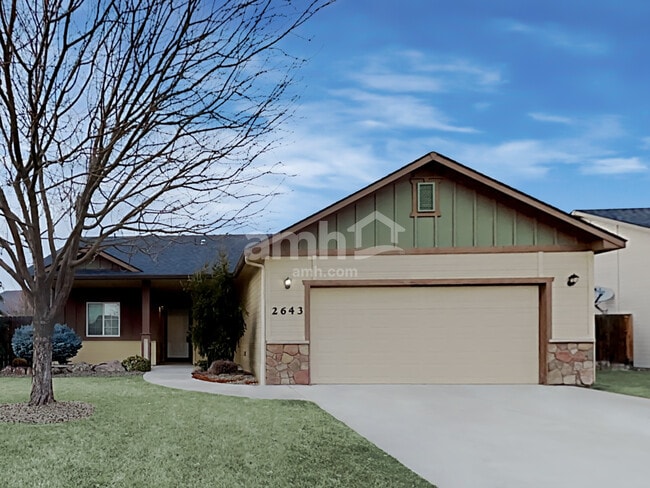 2643 N Cinnamon Pl