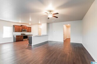 1001 Pilgrim Ln in Montevallo, AL - Building Photo - Building Photo