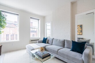 512 Observer Hwy in Hoboken, NJ - Building Photo - Building Photo