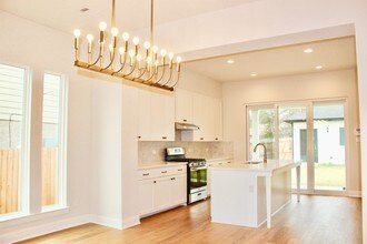 3205 Forest Park Blvd in Fort Worth, TX - Building Photo - Building Photo