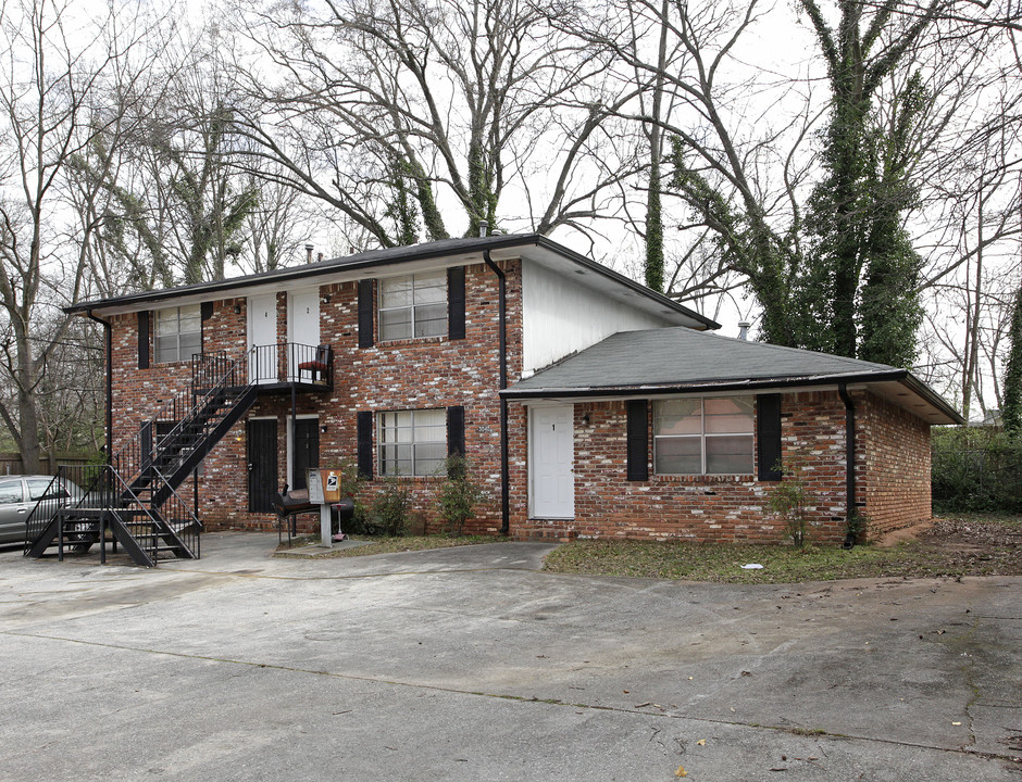 3040 Semmes St in Atlanta, GA - Foto de edificio