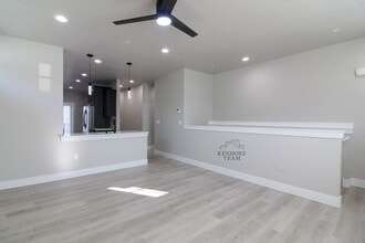 775 Rio Vis Lp in Richland, WA - Building Photo - Building Photo