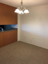 9715 Woods Dr, Unit 907 in Skokie, IL - Building Photo - Building Photo