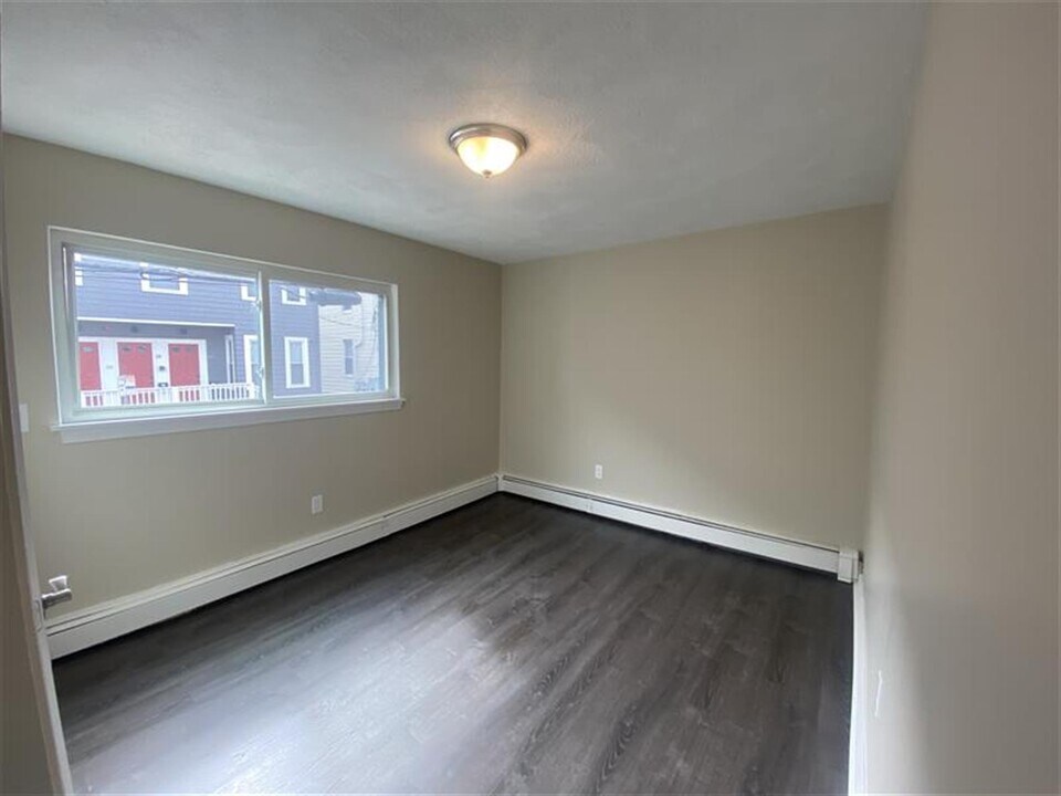17B Suffolk St in Cambridge, MA - Building Photo