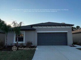 11116 Riley Pines Cir in Gibsonton, FL - Building Photo